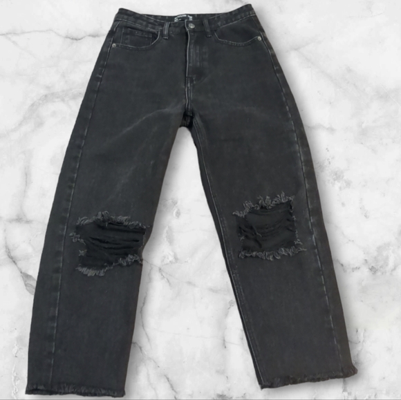 Pretty little thing denim high waisted mom jeans - Picture 2 of 7